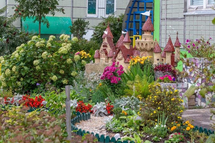 Два подольских двора прославились на всю страну