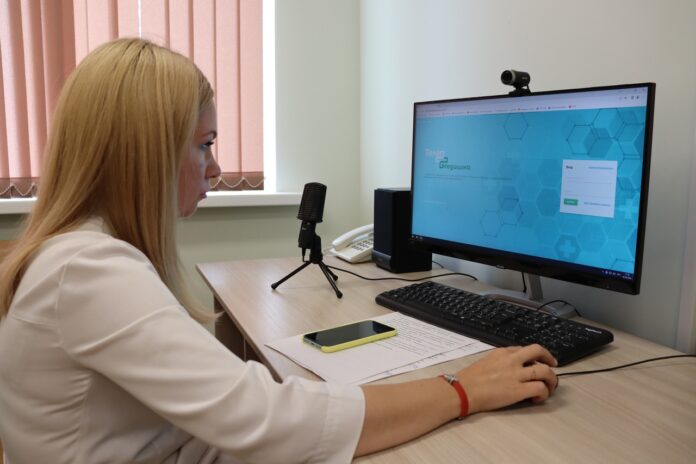 Более 9 тысяч телемедицинских консультаций провели в Подмосковье