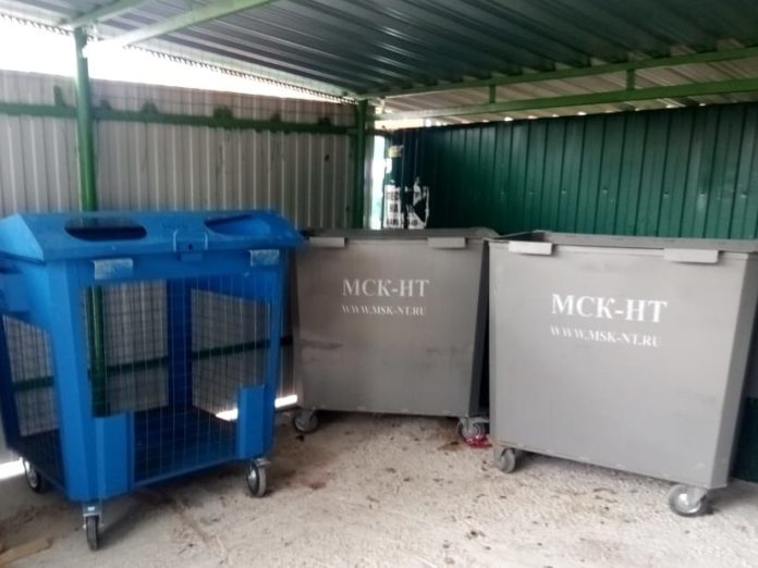 В Городском округе Подольск продолжается оборудование контейнерных площадок