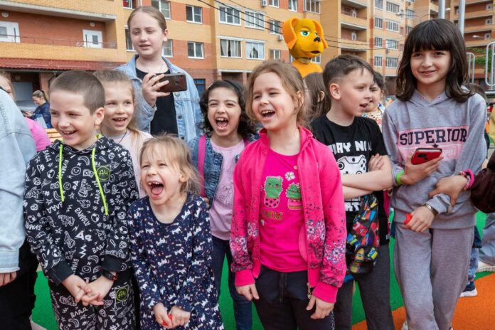 В округе открыли новые детские площадки