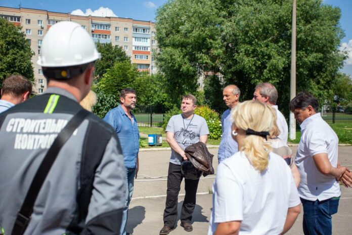 Ход капитального ремонта в лицее №5 на контроле руководства муниципалитета и области