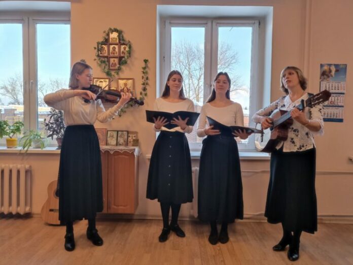 В наркологическом диспансере состоялся концерт духовного пения