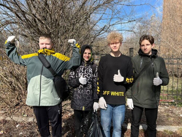 Воспитанники СШОР «Лидер» Г.о. Подольск присоединились к субботнику