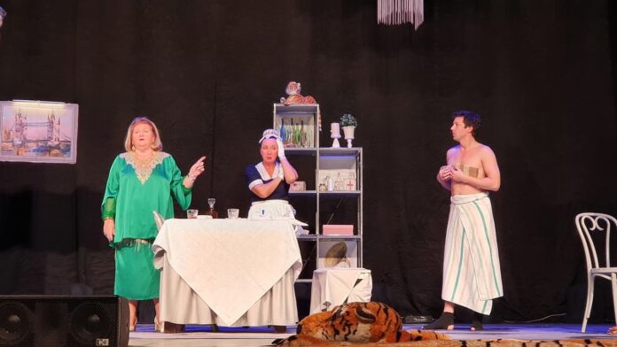 Показ спектакля «На струнах дождя» в КПЦ «Дубровицы»