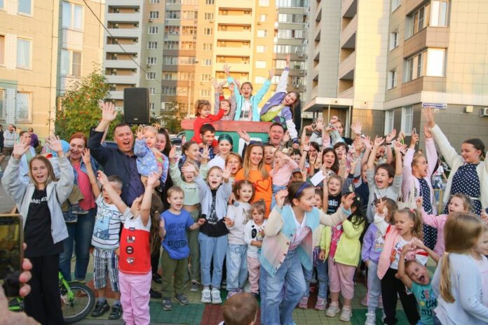 Более 200 жителей нашего округа посетили праздник в микрорайоне Южный