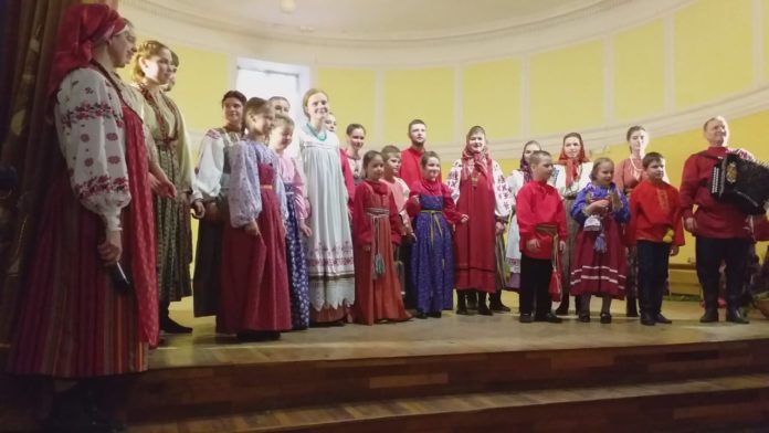 Ансамбль «Терем» СДК «Надежда» быстро освоился с новым режимом работы на самоизоляции