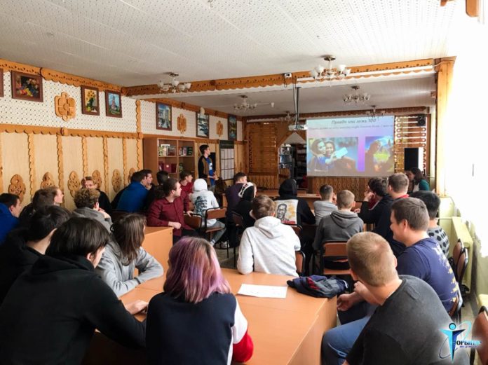 Урок «Безопасное селфи» прошел для студентов колледжа им. А.В. Никулина СП №3