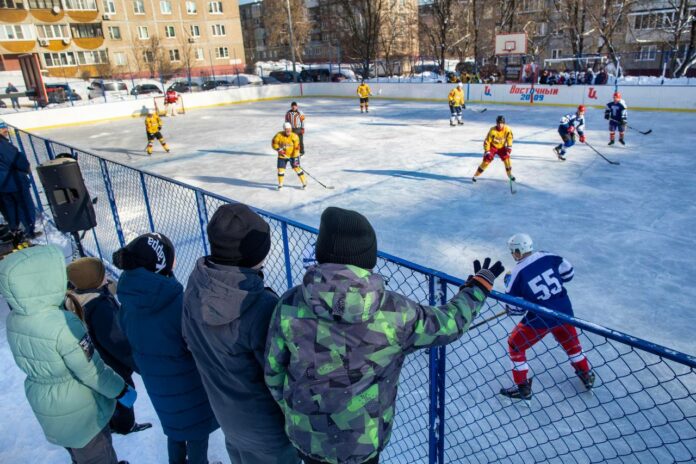 В Подольске прошел турнир по хоккею памяти заслуженного тренера России Юрия Румянцева
