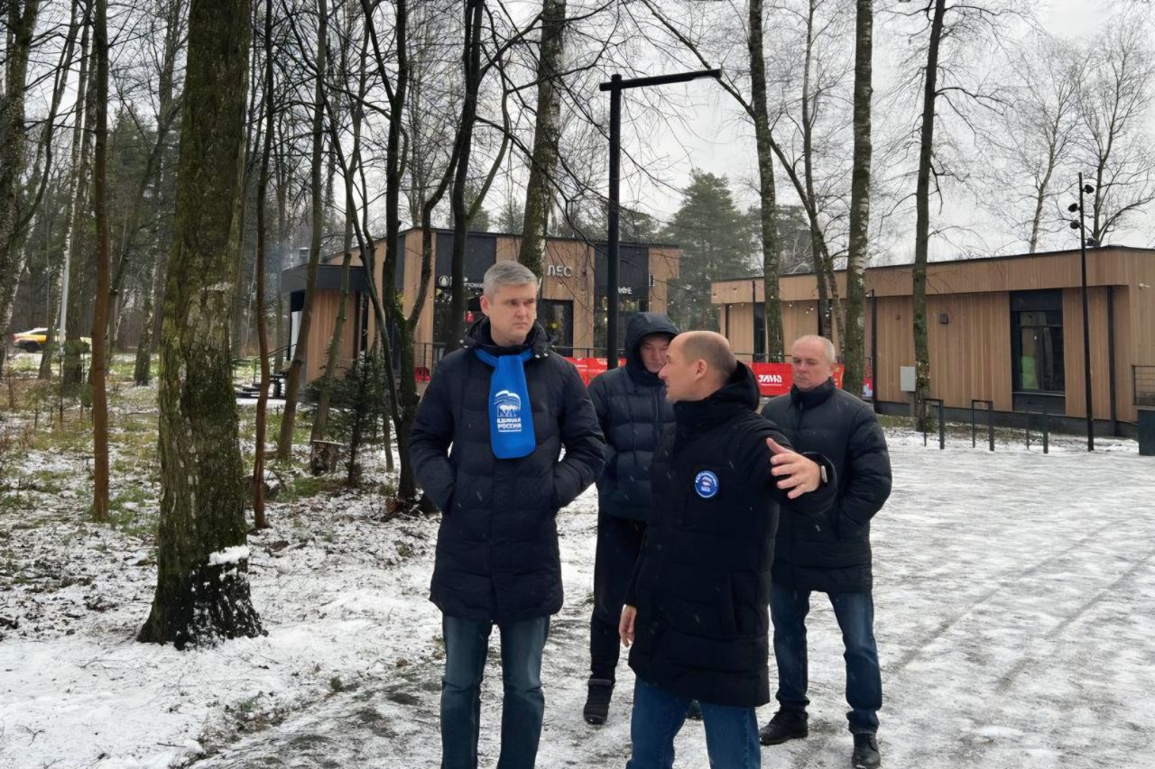 Рабочий осмотр Дубровицкого лесопарка в рамках партпроекта