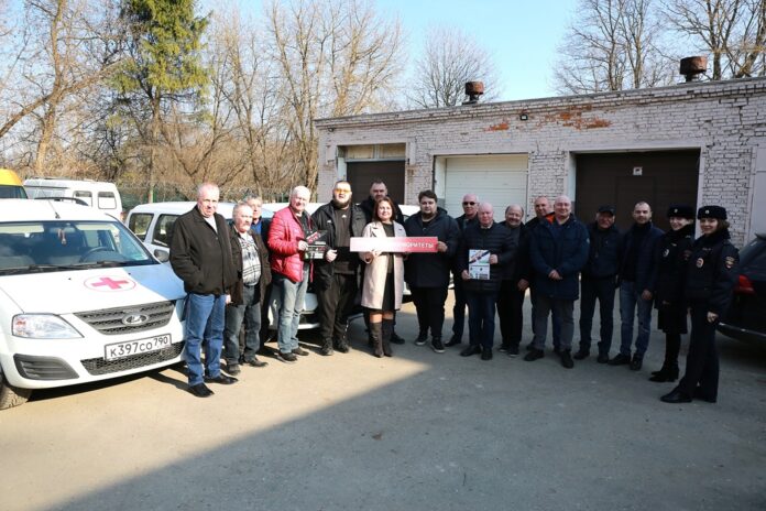 Госавтоинспекция Подмосковья регулярно проводят профилактические беседы с сотрудниками медслужбы