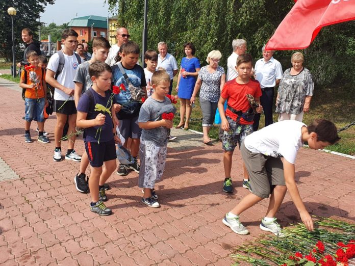 Игровая программа «Деревенские забавы!» состоялась в СДК «Надежда»