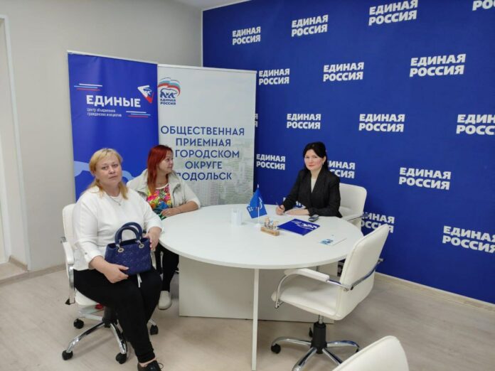 В рамках реализации проекта «Центр помощи по вопросам СВО» стабильно проводятся приемы родственников мобилизованных...