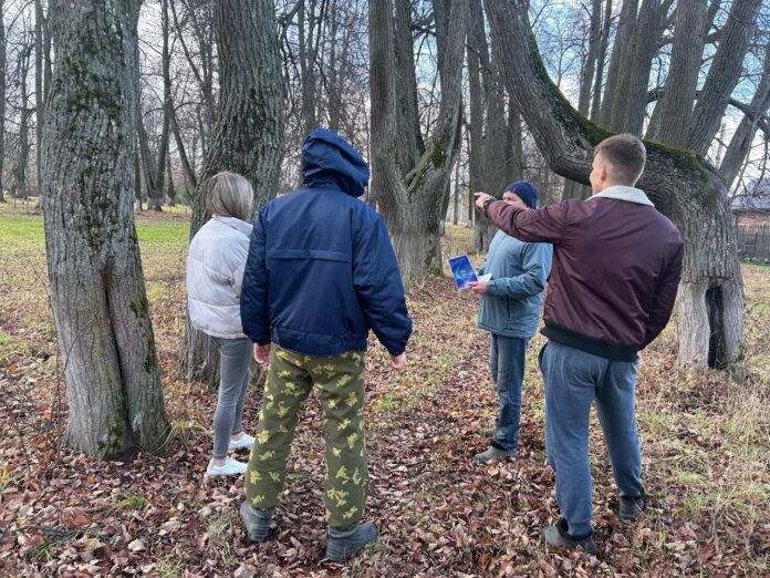 Депутат Совета депутатов провёл мониторинг состояния лесопарка в деревне Сертякино