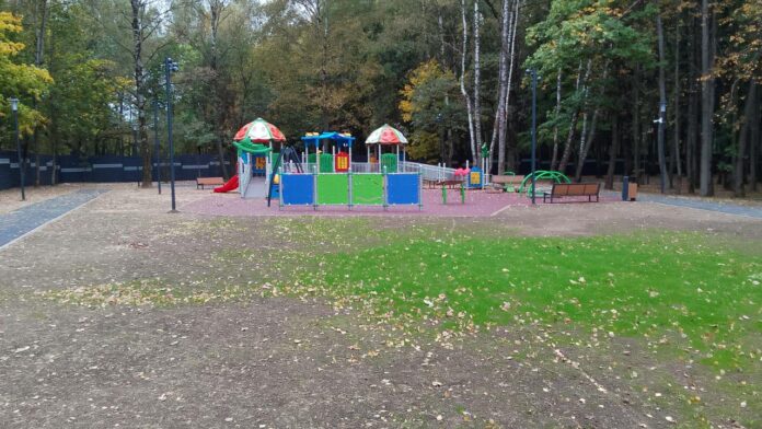 Благоустройство лесопарковой зоны завершено в Подольске