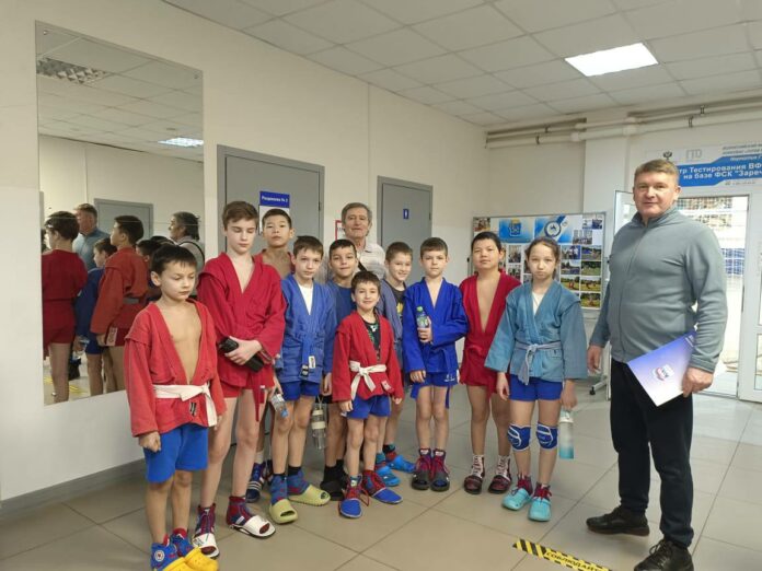 В Подольске состоялся День борьбы, в котором приняли участие самбисты и дзюдоисты округа