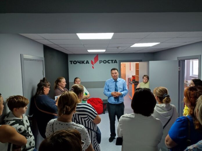 Депутат Горсовета встретился с членами Управляющего Совета Быковской школы