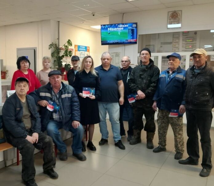 В Московской области автоинспекторы организовали тренинги по дорожной безопасности в спортивном комплексе