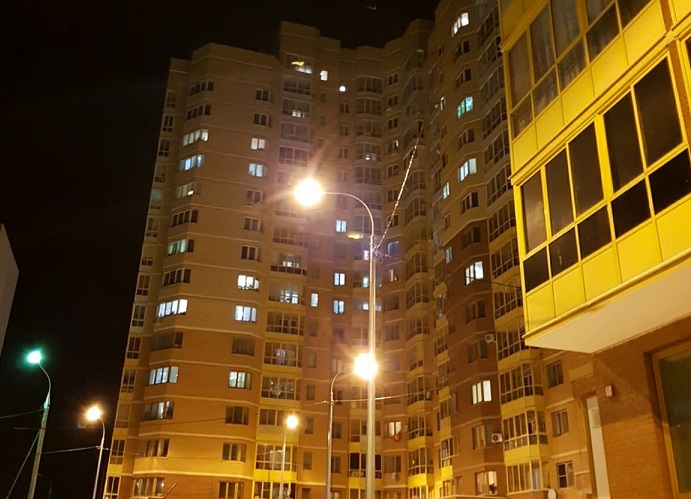 В мкр-не Львовский провели мониторинг состояния уличного освещения