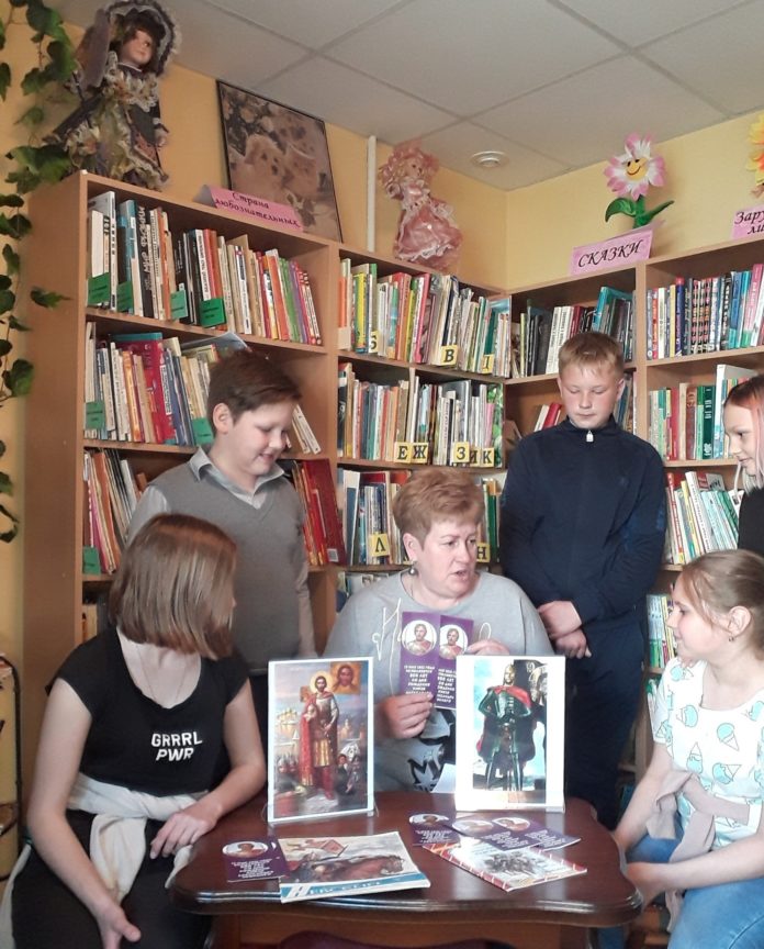 В подольской библиотеке №19 прошел исторический час, посвященный 800-летию со дня рождения Александра Невского
