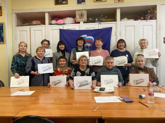 В рамках партпроекта «Культура малой родины» прошло занятие по изобразительному искусству