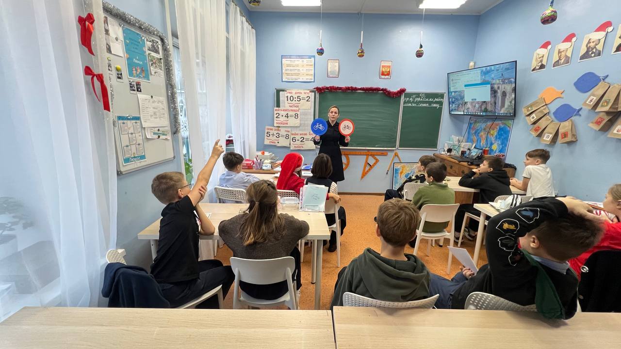 Подмосковные автоинспекторы прививают культуру дорожного движения 