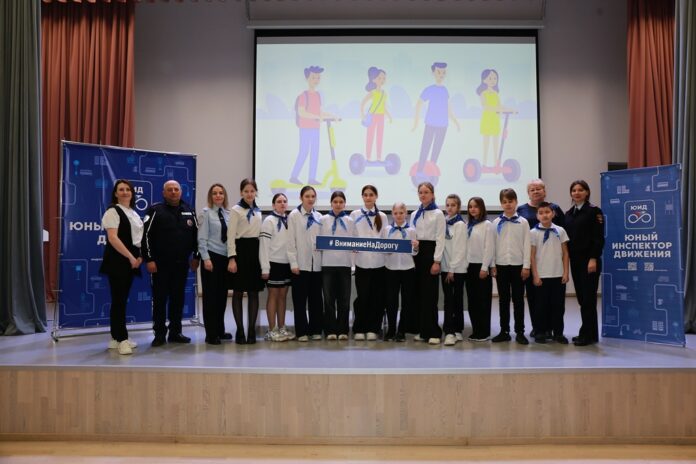 Госавтоинспекция Подмосковья проводит правовые ликбезы с учащимися образовательных организаций