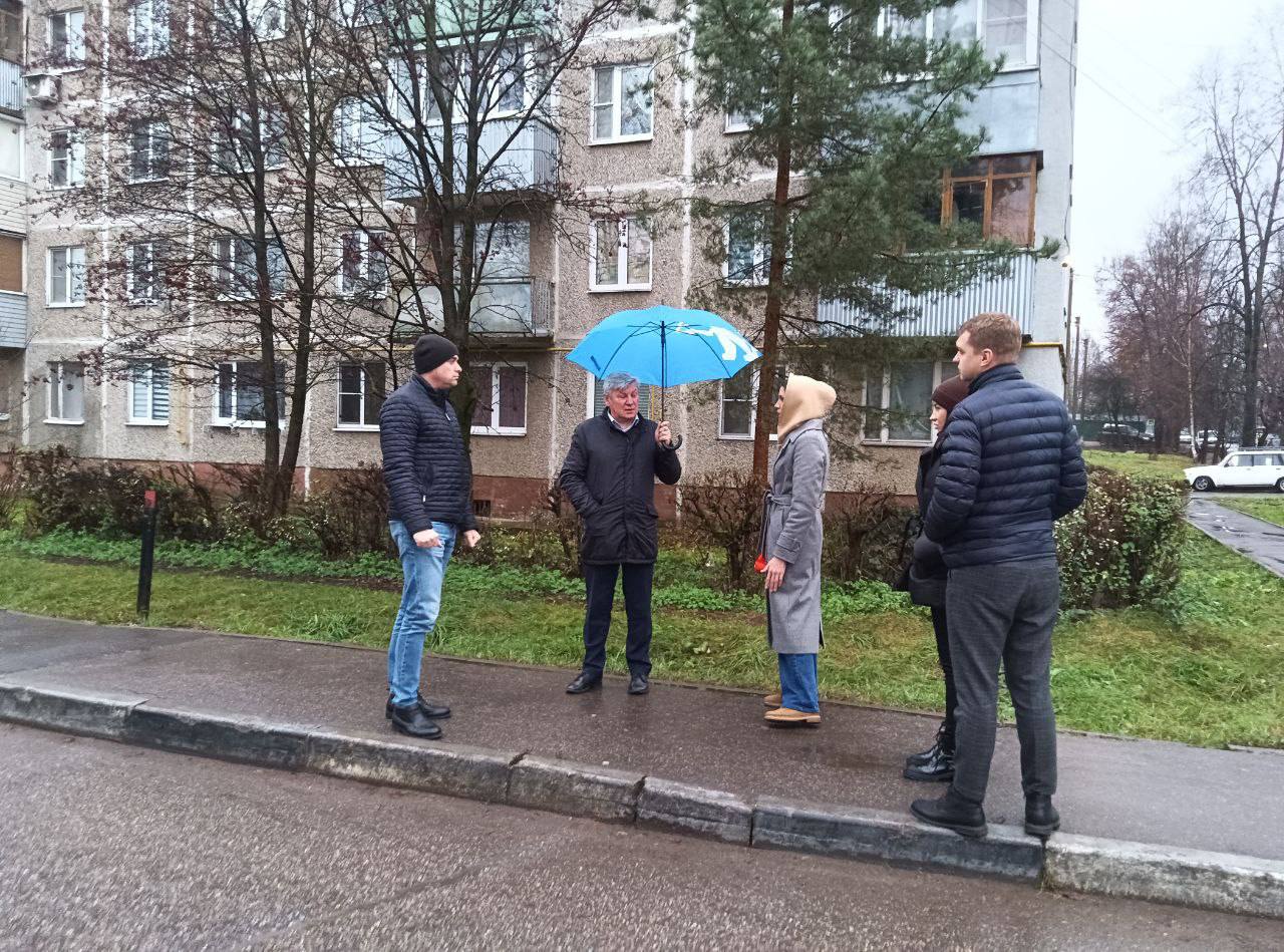 Вопросы безопасности дорожного движения обсудили с жителями