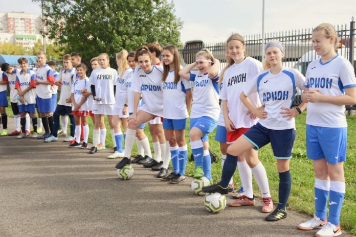 Подольчане стали лучшими на соревнованиях по футболу «Кожаный мяч»