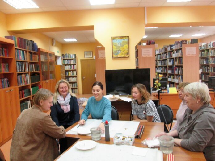 Мастер-класс по китайской живописи cостоялся в Центральной библиотеке Подольска