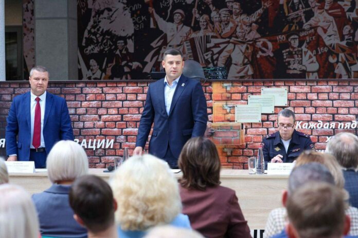 Григорий Артамонов провел рабочую встречу с коллективом Центрального архива Министерства обороны Российской Федерации