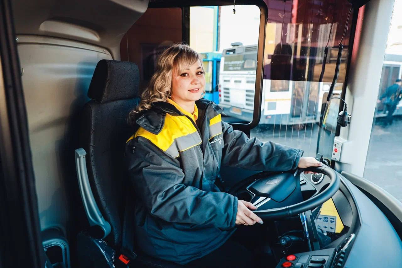 Подольский филиал Мострансавто приглашает на работу женщин-водителей