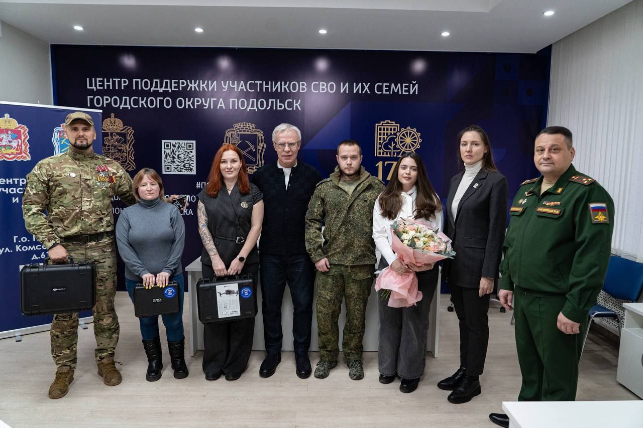 Вячеслав Фетисов с однопартийцами вручил адресную гуманитарную помощь 