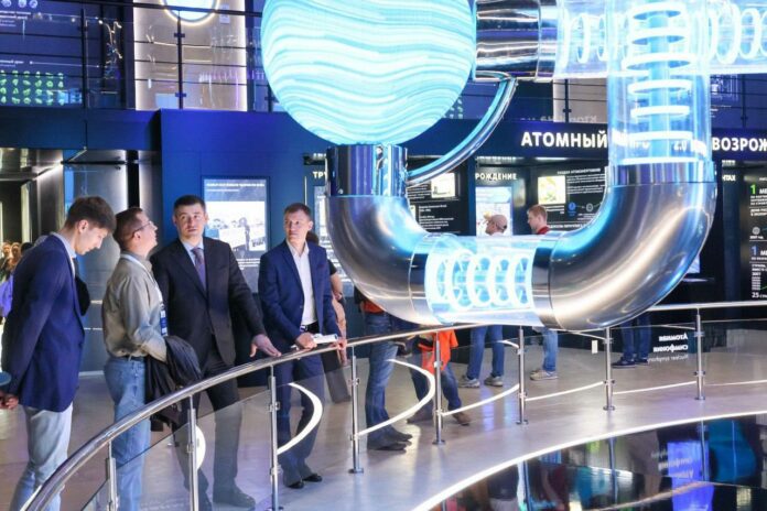 Секретарь подольского отделения «Единая Россия» Григорий Артамонов принял участие в пленарном заседании Всероссийского форума...