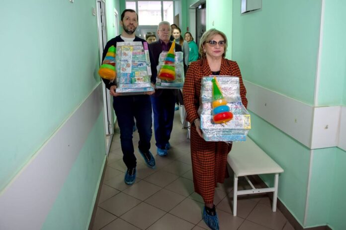 Игры для самых маленьких пациентов подольской больницы