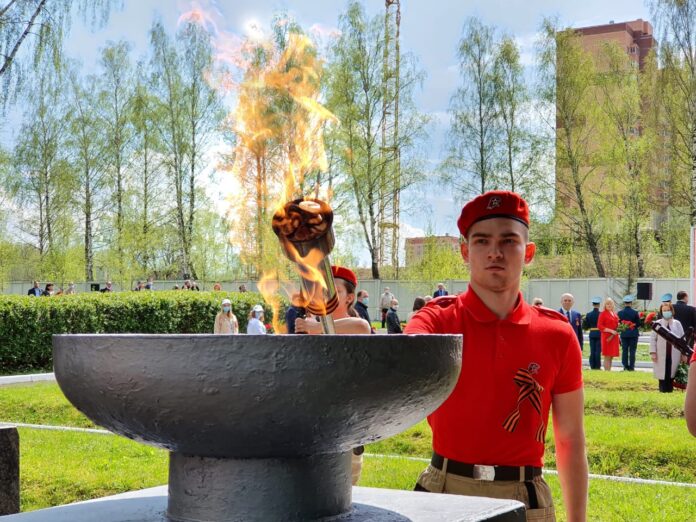 Выпускник 11 класса Быковской школы Артем Козлов стал призером Всероссийской олимпиады школьников по ОБЖ