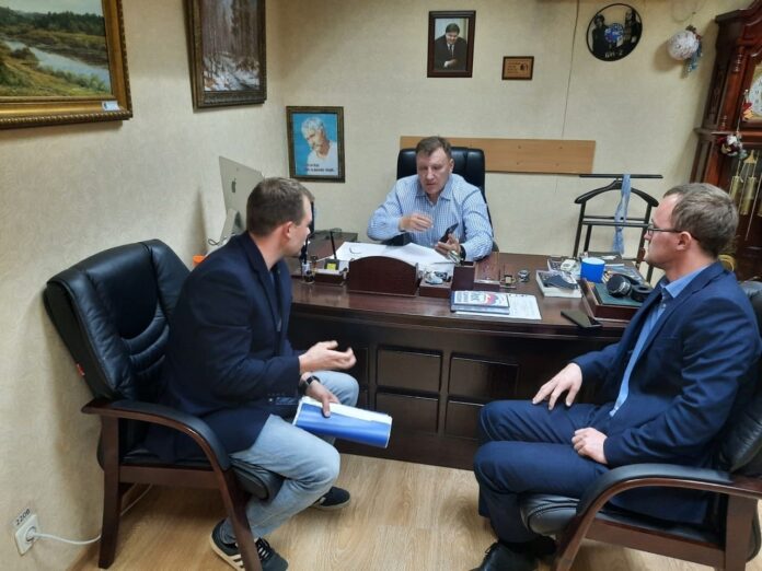 Юрий Стрелков провел рабочее совещание в МУ «Дворец молодежи»