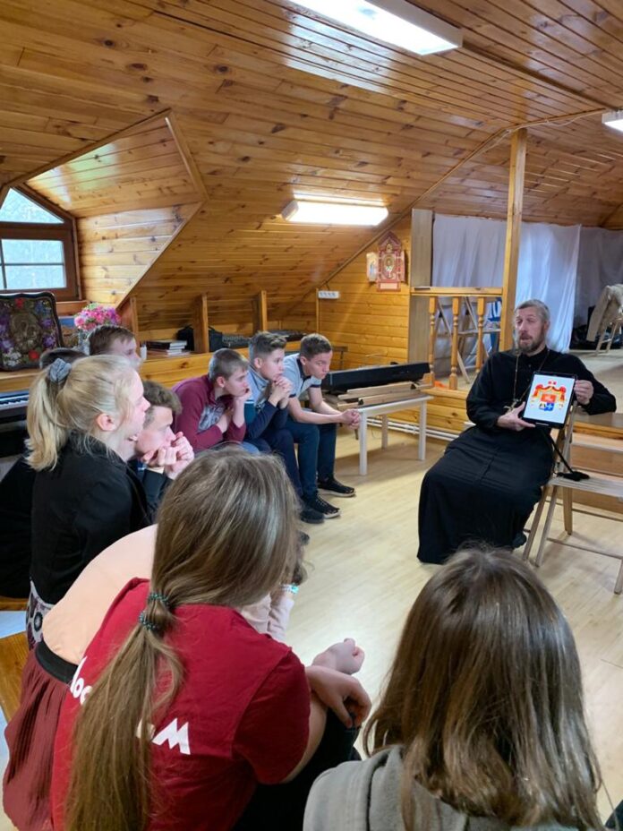 В Дубровицах прошла встреча молодежного клуба