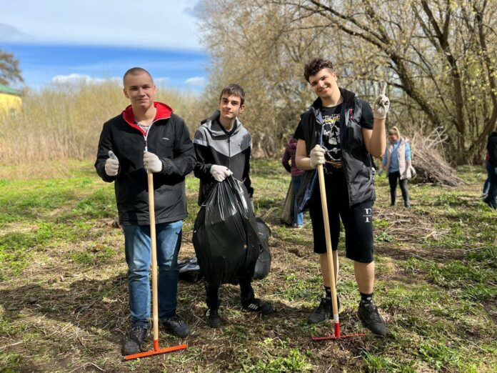 Второй субботник завершён. К уборке сегодня присоединились порядка шести тысяч подольчан!