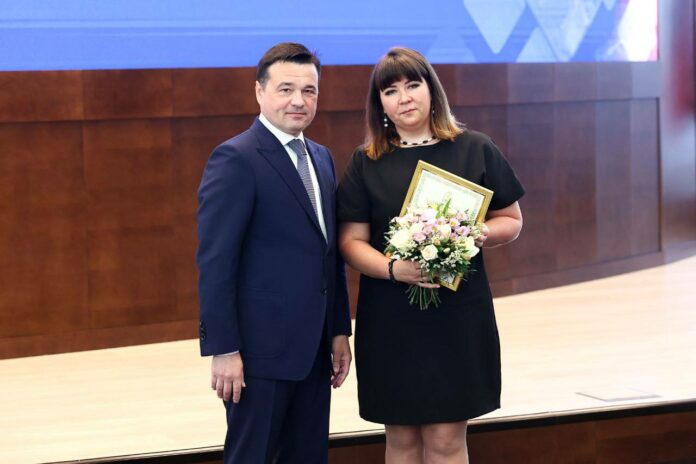 Поздравляем нашу землячку Яну Максимову с наградой