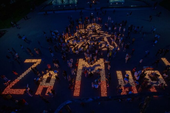 В округе зажгли «Свечу памяти»