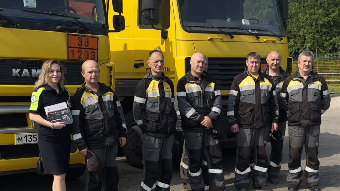 Госавтоинспекцией на автопредприятиях проводятся занятия по профилактике ДТП с грузовым транспортом