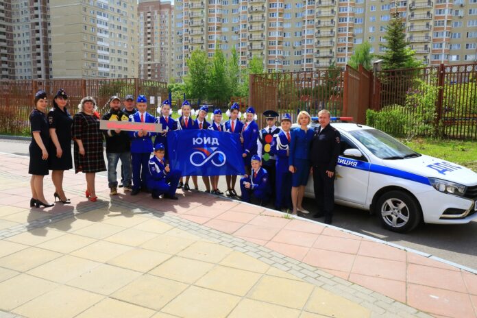 В Подольске автоинспекторы и ЮИДовцы проводят мероприятия, приуроченные ко Дню образования движения ЮИД в...