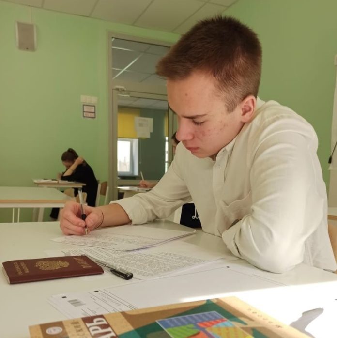 Более 1 700 учащихся Городского округа Подольск пишут итоговое сочинение 15 апреля