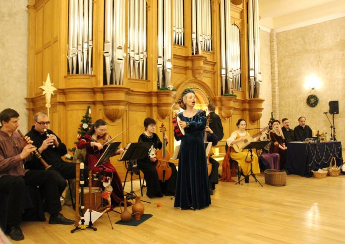 Театрализованный концерт «Гусь на Рождество» состоялся в КПЦ «Дубровицы»