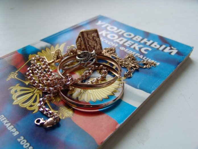 В Подольске силами полиции задержан подозреваемый в краже ювелирных украшений