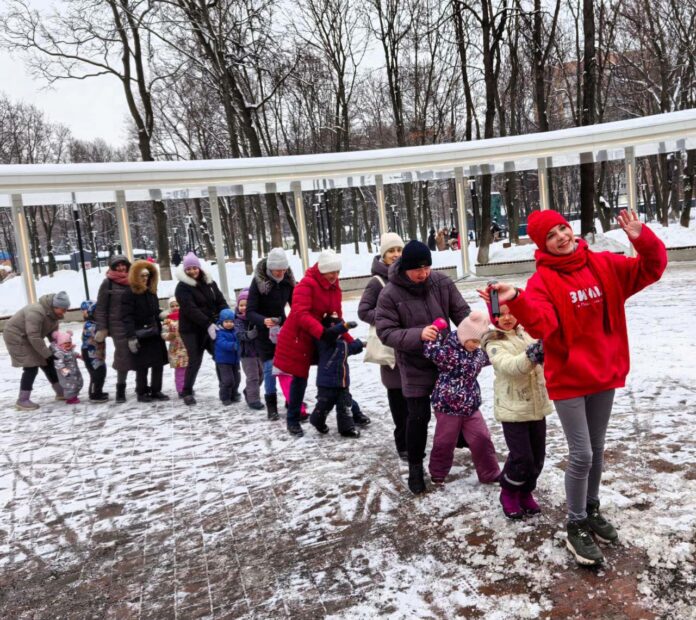Веселые выходные проводят дети в парках Подольска 