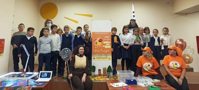 Акция «Эхо фестиваля» детского мультипликационного кино «Жар птица» прошла в ДК «Надежда»