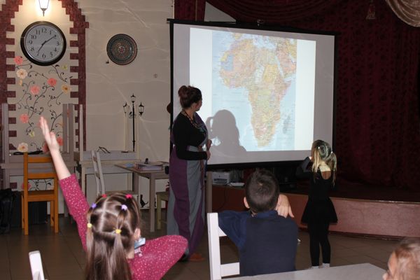 Очередная встреча в рамках семейного развлекательно-познавательного проекта «Сказочная горница» прошла в СДК «Романцево»