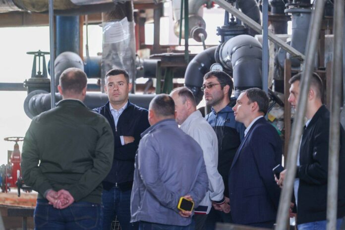 Григорий Артамонов проверил ход модернизации котельных городского округа