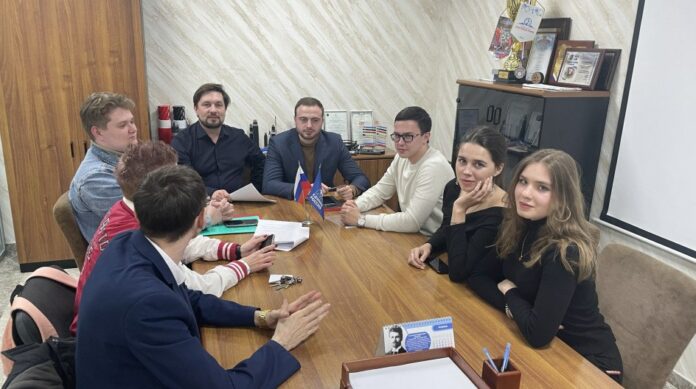 Депутат Совета депутатов организовал встречу с Молодежным парламентом Г.о. Подольск